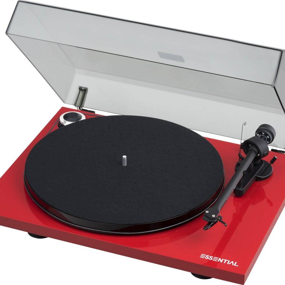 Pro-ject Essential III Turntable with Highly Involving Sound zoom image