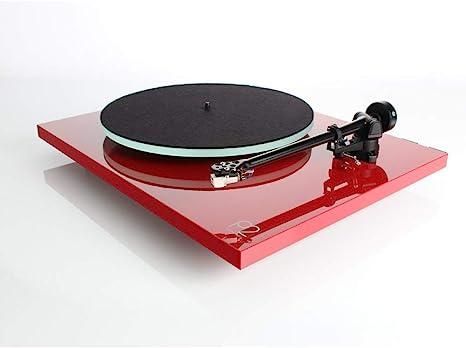 Rega Planar 2 Turntable with Low Noise zoom image